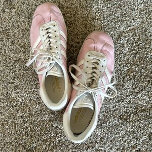 Adidas Pink Tennis Shoes